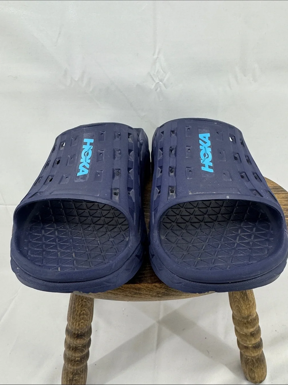 Hoka Mens ORA Recovery Slides Sandals in Navy w/ Light Blue, sz 10
